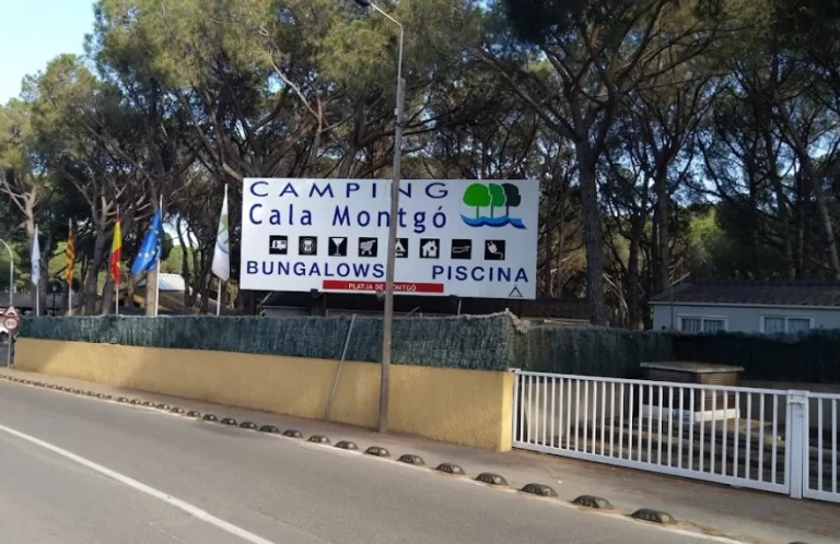 Camping Cala Montgó