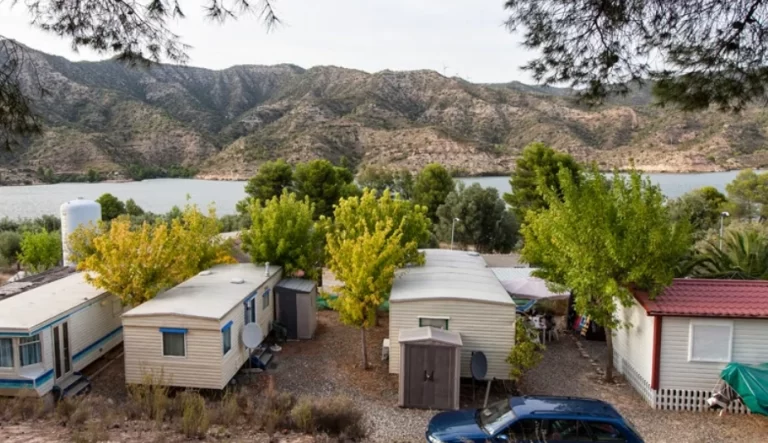 Camping Riba roja